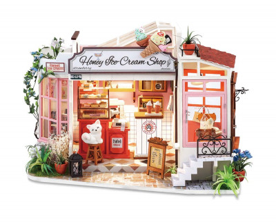 Tiny House Honey Ice-cream shop DIY